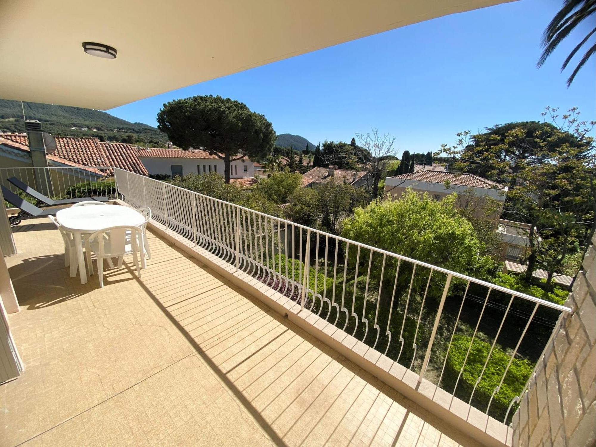 T5 Renove A 4 Min De La Plage Saint-Cyr-sur-Mer Exterior photo